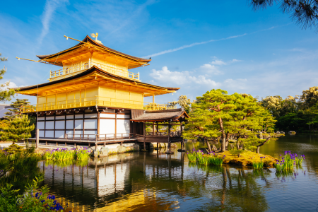 Chùa Vàng Kinkakuji là một trong những địa điểm linh thiêng nhất Kyoto