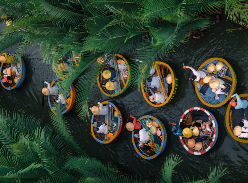 Enjoy an unforgettable Bay Mau Coconut Forest Tour featuring peaceful river journeys, lush tropical landscapes, and authentic cultural experiences in Hoi An.