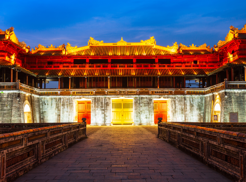 Hue City Tour 1 Day takes you on a journey through Vietnam's former imperial capital, exploring historic landmarks, royal heritage, and cultural treasures.