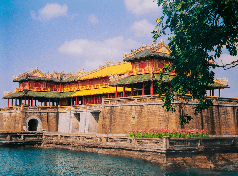 Hue City Tour 1 Day offers the perfect opportunity to experience the city's rich history, impressive architecture, and unique cultural heritage.